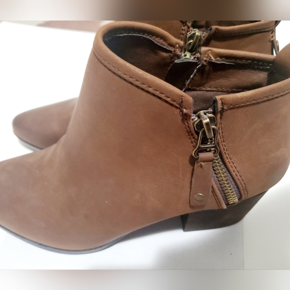 Chelsee Girl Brown ankle boots - Picture 3 of 3